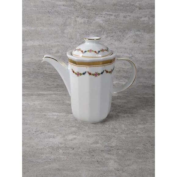 TIRSCHENREUTH Bavaria White Demitasse Mini Coffee Pot w/Lid Germany Gold & Blue‎ - Picture 1 of 15